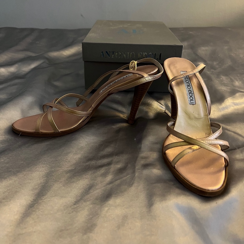 Antonio Eboli Gold Sandals